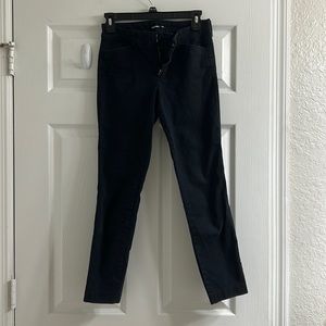 Pixie cut Black Mid-calf Pants